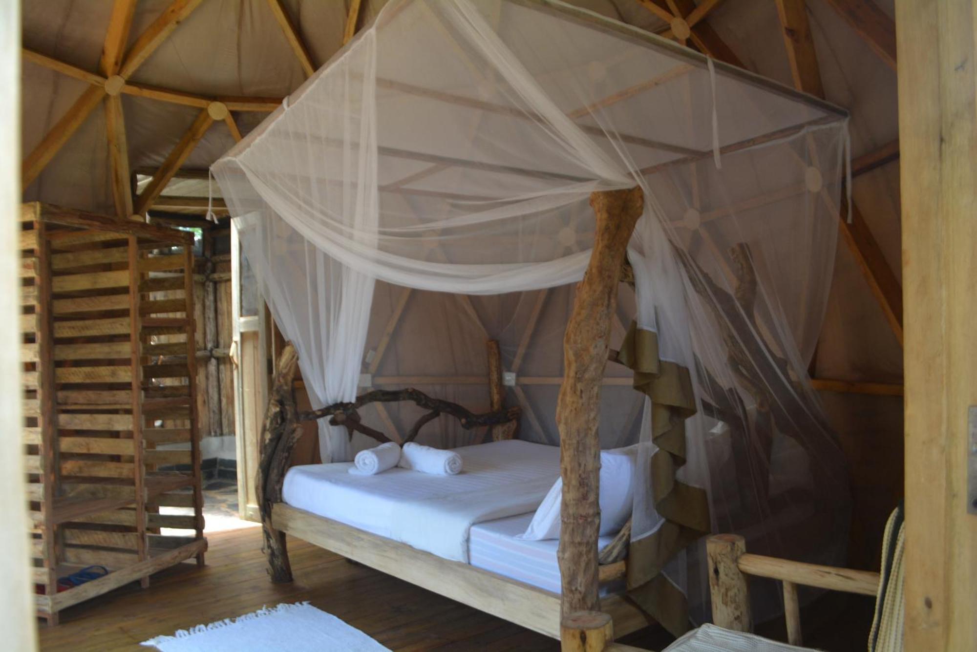 Jinja Backpackers Hostel Ngoại thất bức ảnh